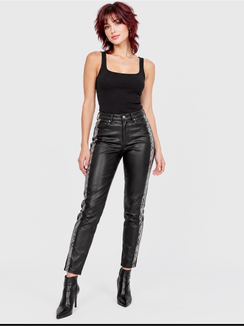 Tractr Blu Black Coated Skinny Pants Snake Print Side Stripe Size 28